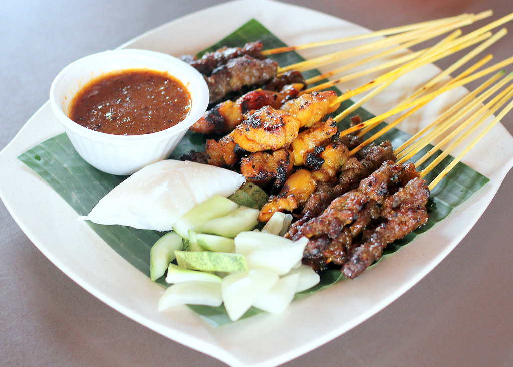 Top 5 Must Try Singapore Local Food - Satay