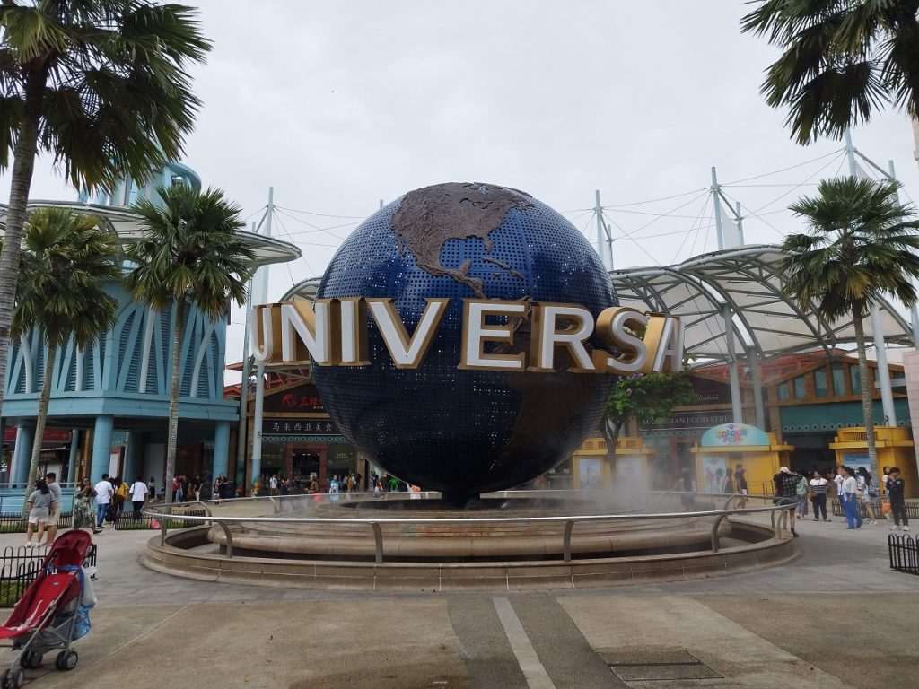 Universal Studios Singapore Globe