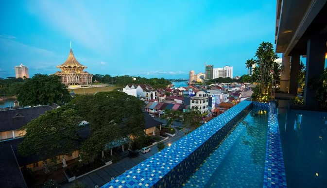 The Waterfront Hotel Kuching Infinity Pool