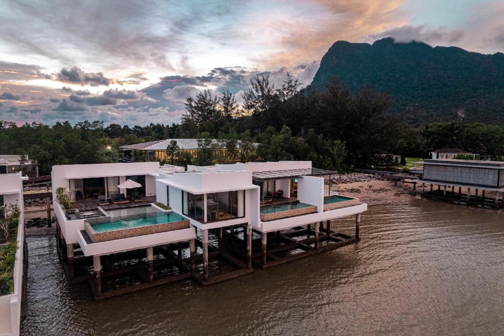 Cove 55 Ocean Villa