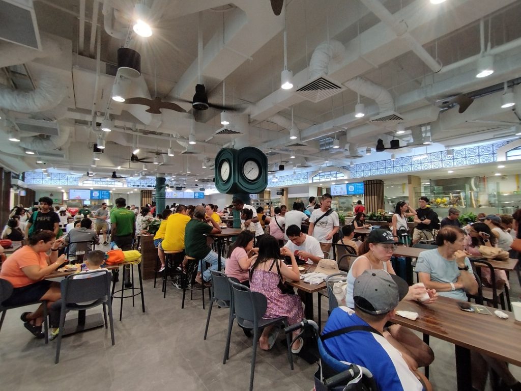 Air-Conditioned Food Central at Bird Paradise