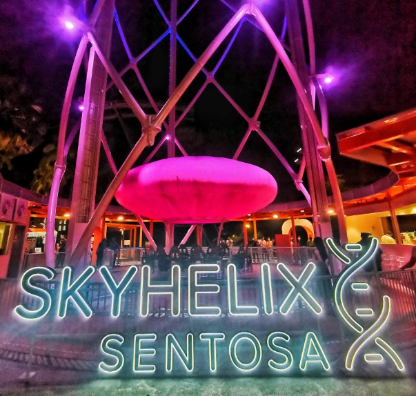 SkyHelix Sentosa Night View
